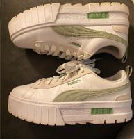 Puma Schuhe Gr. 41 Weiß mit grünen Aplikationen Schwerin - Weststadt Vorschau