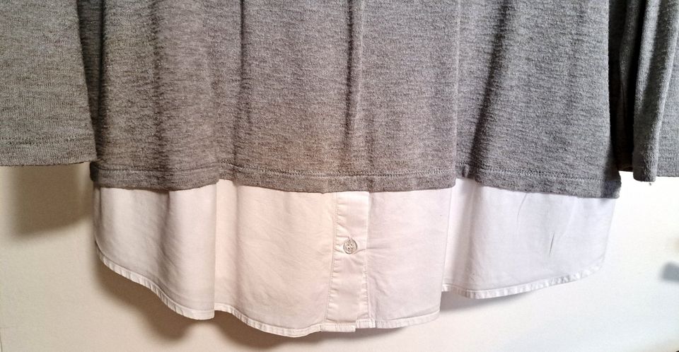 Bluse Pullover XL Doppellagenoptik grau / weiß Top Zustand in Berlin