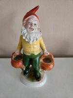 alte Porzellanfigur Zwerg DDR blaue krone Brandenburg - Storkow (Mark) Vorschau