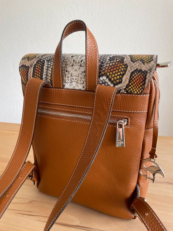 Rucksack Handtasche echt Leder Made in Italy braun in Neu Ulm