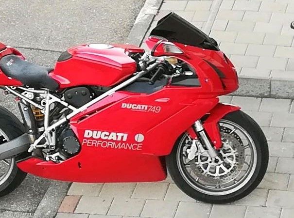 Ducati 749 Verkleidung unten rechts #143 in Kehl