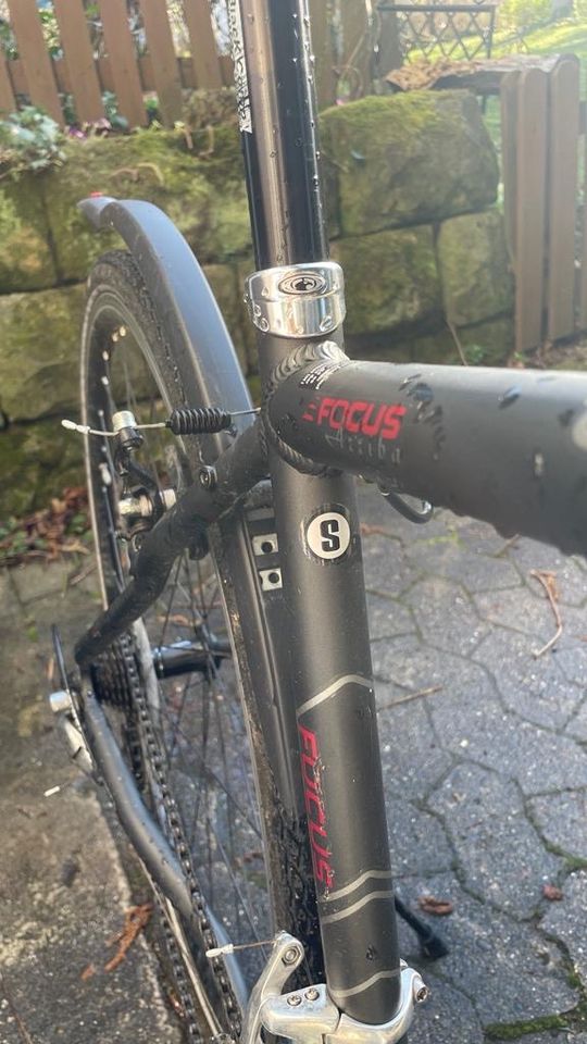 Focus Rennrad schwarz VB in Schorndorf