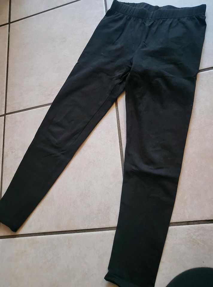 Leggins warm Gr 122 in Heinsberg