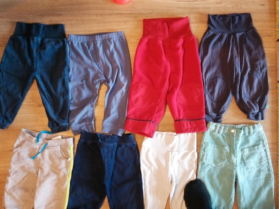 Gr. 74 80 je 1€ baby Kleidung Hose Langarmshirt Shorts Strumpf in Hamburg