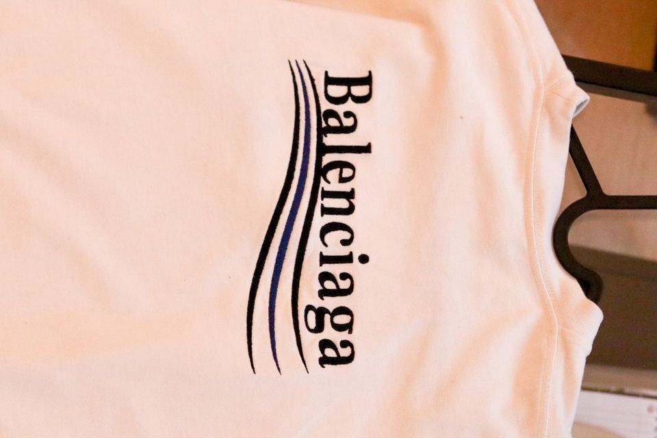 BALENCIAGA T-Shirt in Ingolstadt