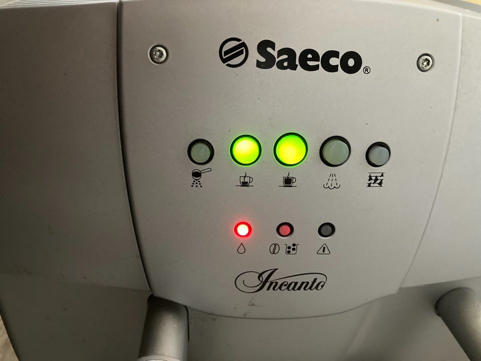 Kaffeevollautomat Saeco Incanto SUP 021 Y in Seelze