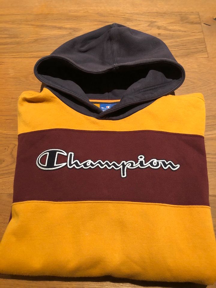 Hoodie Kids Champion orange-bordeaux Größe 152/167 in Baden-Württemberg -  Ulm | eBay Kleinanzeigen ist jetzt Kleinanzeigen