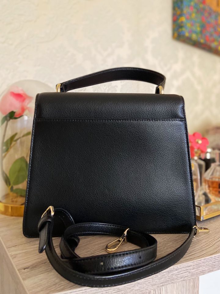 NEU | DKNY Whitney Satchel Leather Bag Tasche Black/Gold in Berlin