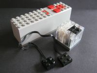 Lego Technic (T124)- 9V Motor/Batteriekasten u. Kabel Nordrhein-Westfalen - Herford Vorschau