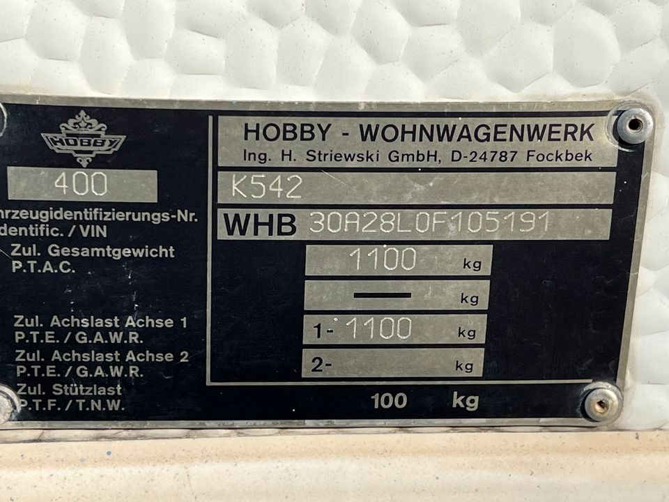 HOBBY Excellent Easy 400 Wohnwagen (Baujahr 2001) - Top-Zustand! in Detmold