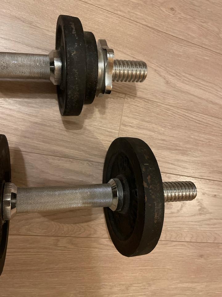 Sport Hanteln 2er Set mit verschiedenen Gewichten  0,5-2,5 kg in Großsolt