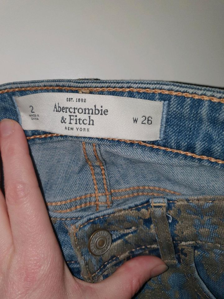 Abercrombie & Fitch Jeans W26 in Arnsberg