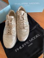 Philippe Model Sneaker Gr. 42 Gold -passt zu allem- Bayern - Augsburg Vorschau