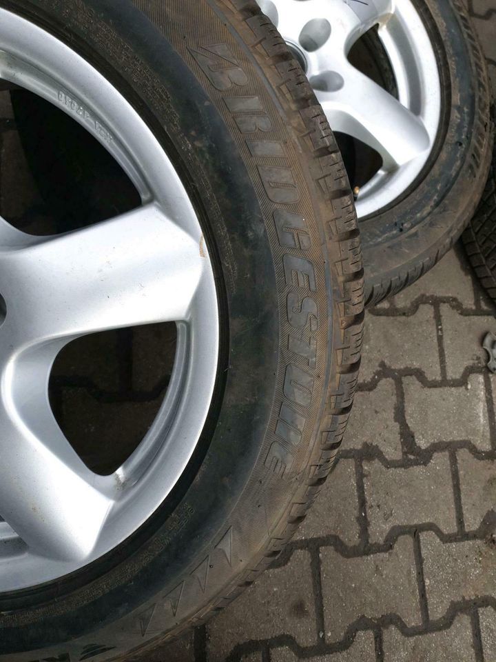 2× BMW Alufelge Auf winterreifen 225/55R18 KBA 47040 in Bottrop