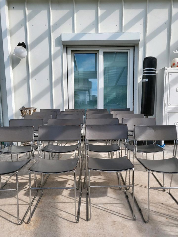 20 x Design Klassiker Arrben Sultana, 10 Stühle 500€, 20 für 900€ in Stutensee