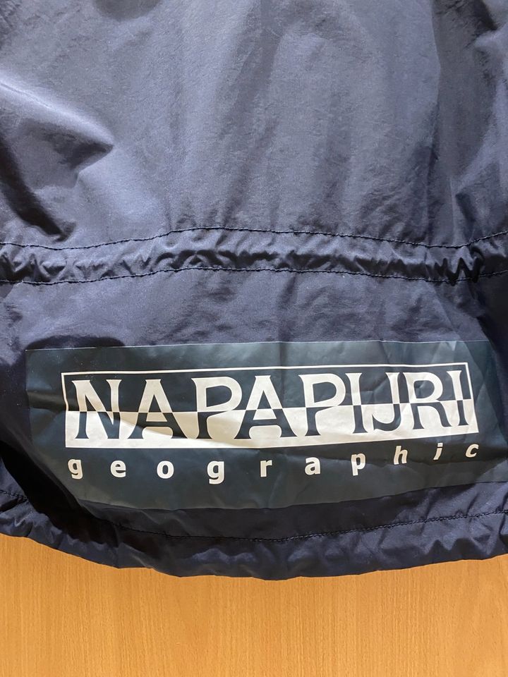 Napapijri Windbreaker NEU Loose Fit Gr. L Polyester Rot Blau in Werder (Havel)