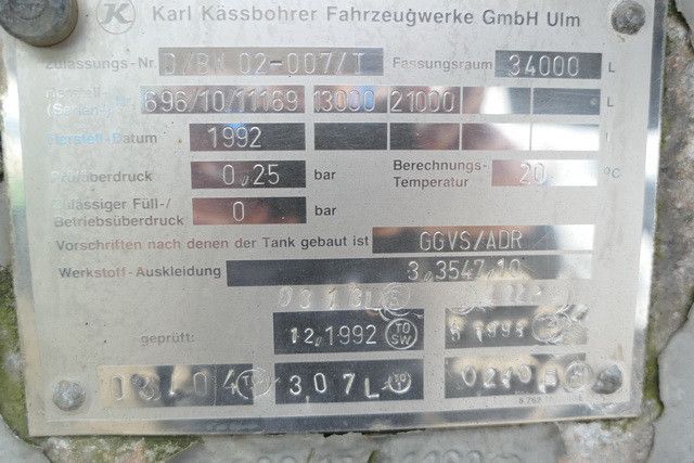 Kässbohrer STH 34/10-24/Tank 34.000 ltr./Unterbefüll./Pumpe in Sittensen