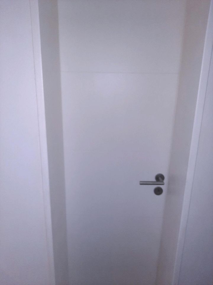 Verkaufe eine neue Zimmertüre 195x60 in Tuttlingen