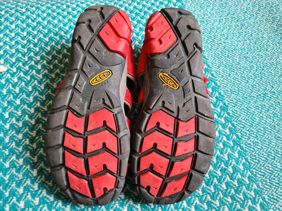 Keen Sandalen in Frankfurt am Main