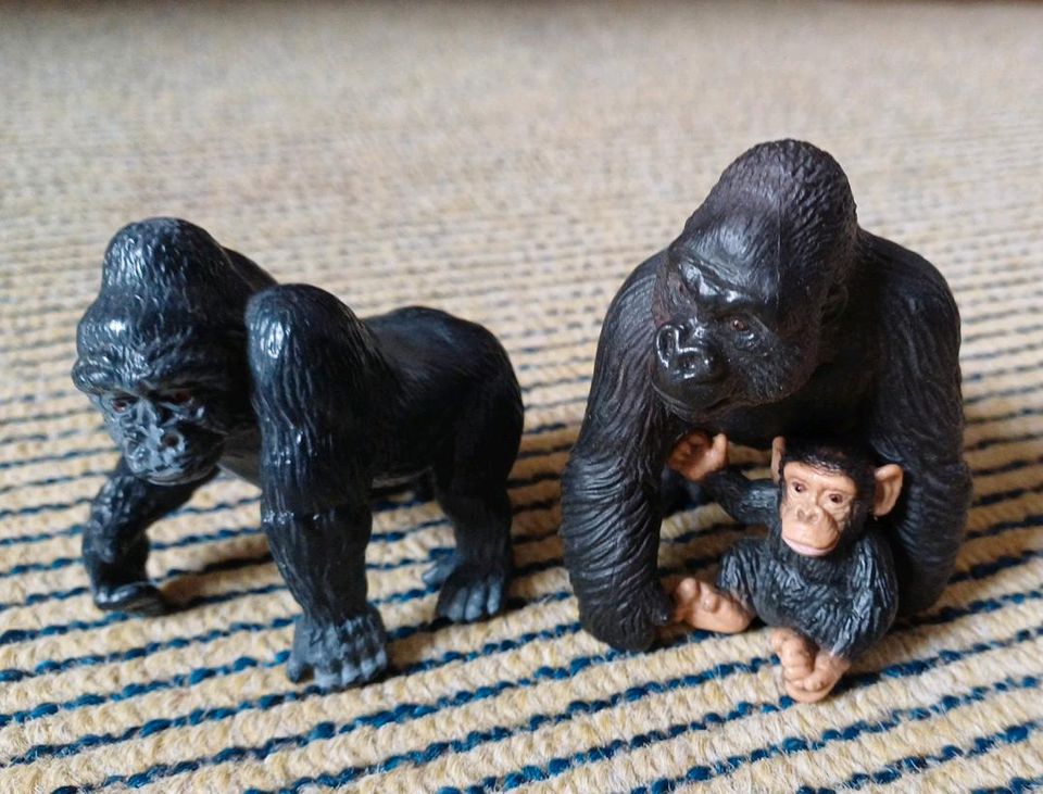 SCHLEICH Gorilla Familie Silberrücken Menschen Affen Primat in Fürstenfeldbruck