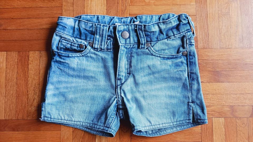 Jeansshort - 110 (4-5 Jahre) - kurze Hose Sommer - TOP! in Sinzig