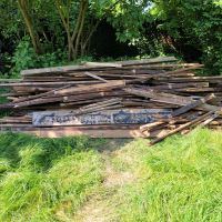 Holz zu verschenken in Meerbusch bei Düsseldorf Nordrhein-Westfalen - Meerbusch Vorschau