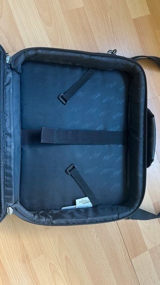 Laptoptasche, schwarz, hochwertig in Wiesbaden