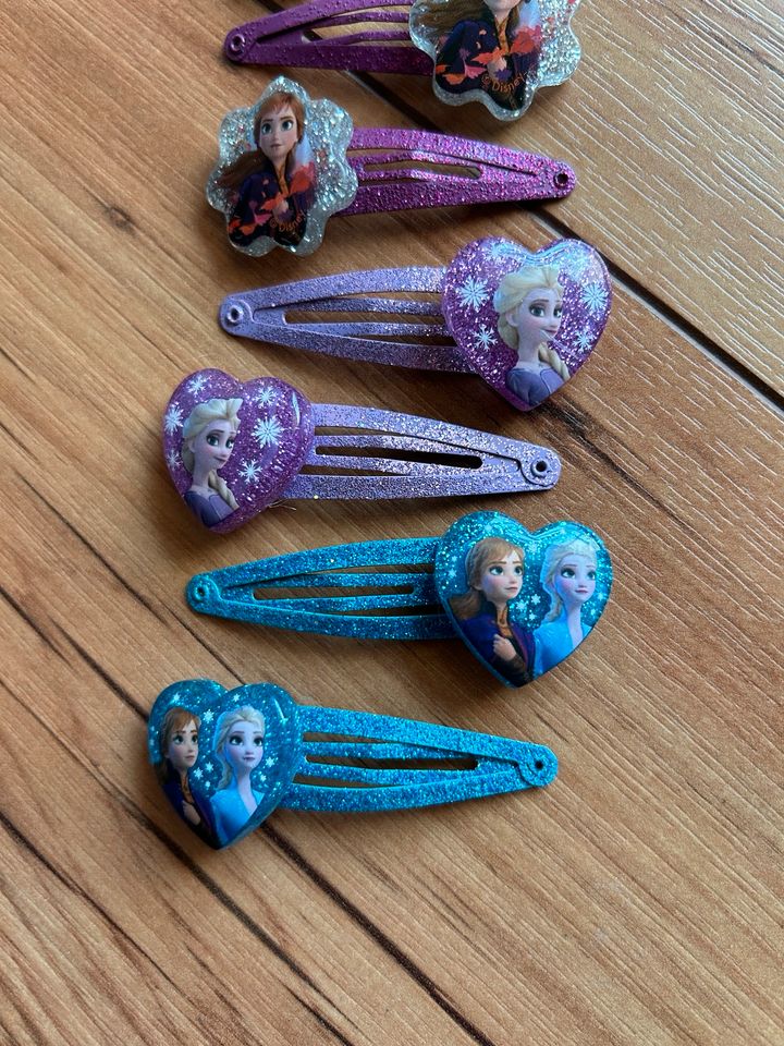 8 Haarspangen Anna und Elsa Frozen Eiskönigin Glitzer blau lila in Delitzsch