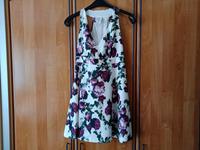 schickes Minikleid Größe M Nordrhein-Westfalen - Menden Vorschau