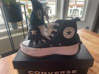 Converse Run Star Hike Gr. 38,5 mit Orginal Karton Nordrhein-Westfalen - Soest Vorschau