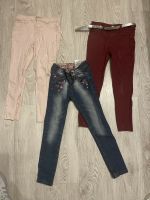Jeans 3er Set Gr. 122 Mädchen rosa blau rot mit Gürtel Essen - Karnap Vorschau