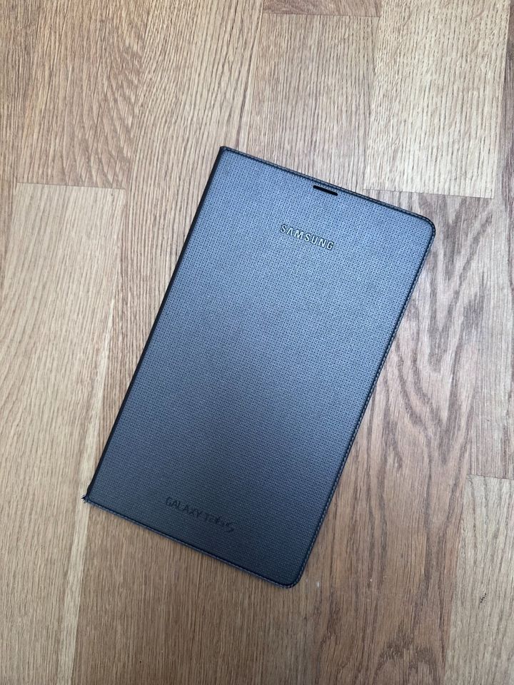 Tablet Samsung S8 Model SM-T700 in Hamburg