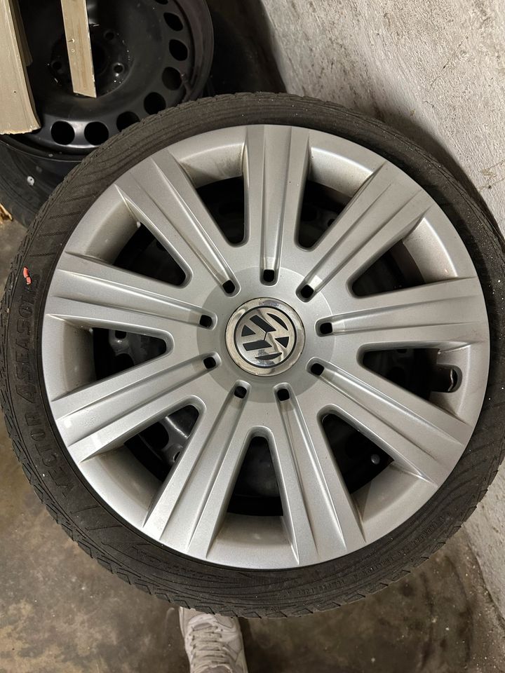 Original VW Radkappen  16“ LK5x112 in Kiel