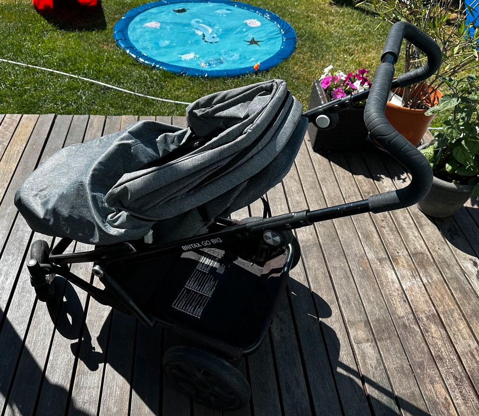 Römer Britax Go Big Kinderwagen in Sulzbach (Saar)