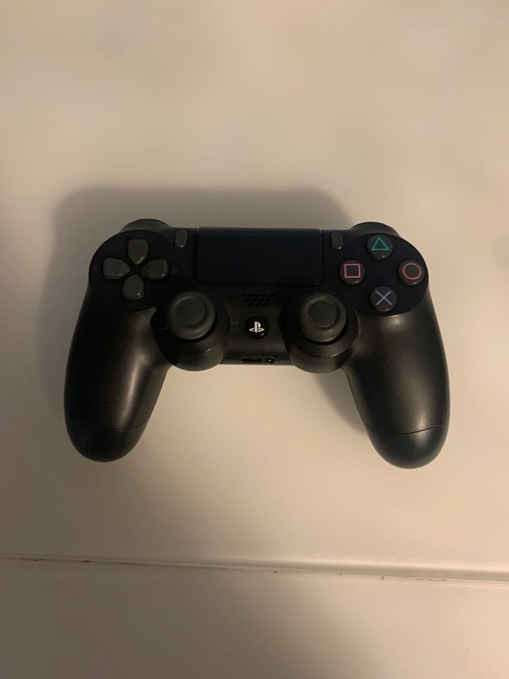 Playstation 4 500Gb in Groß-Zimmern