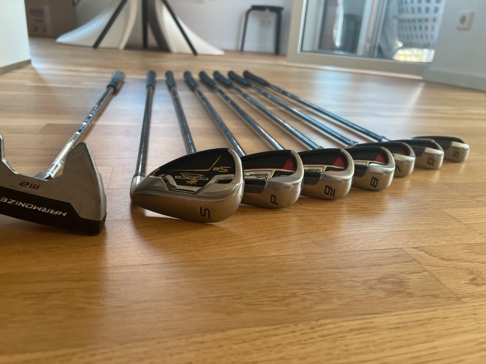 COBRA Eisensatz PW, SW und 9-5  inkl. Wilson Putter in Hannover