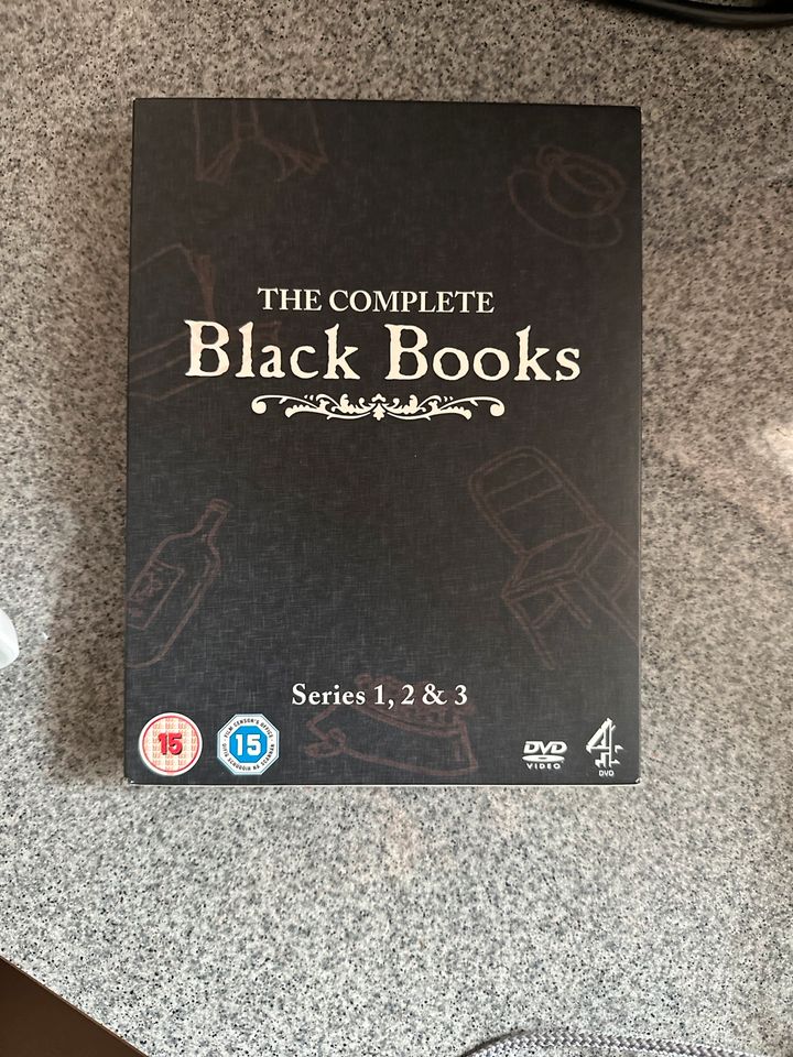 Black Books Staffel 1 bis 3 in Teublitz