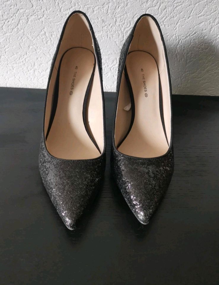 Glitzer High-Heels Pumps, Damenschuhe in Duisburg