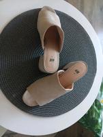 Pantolette Gr. 37 beige Bayern - Aiterhofen Vorschau