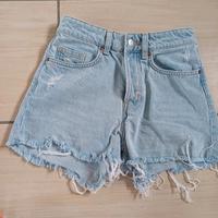 Jeansshorts H&M Größe 34 Baden-Württemberg - Karlsbad Vorschau