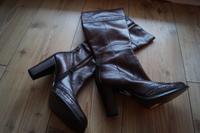 Braune Stiefel mit Blockabsatz & Muster von Roland in Gr. 37 NEU Duisburg - Rheinhausen Vorschau