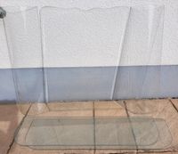 Vitrine Gläser geschwungen Regalböden Glas Hessen - Rüsselsheim Vorschau