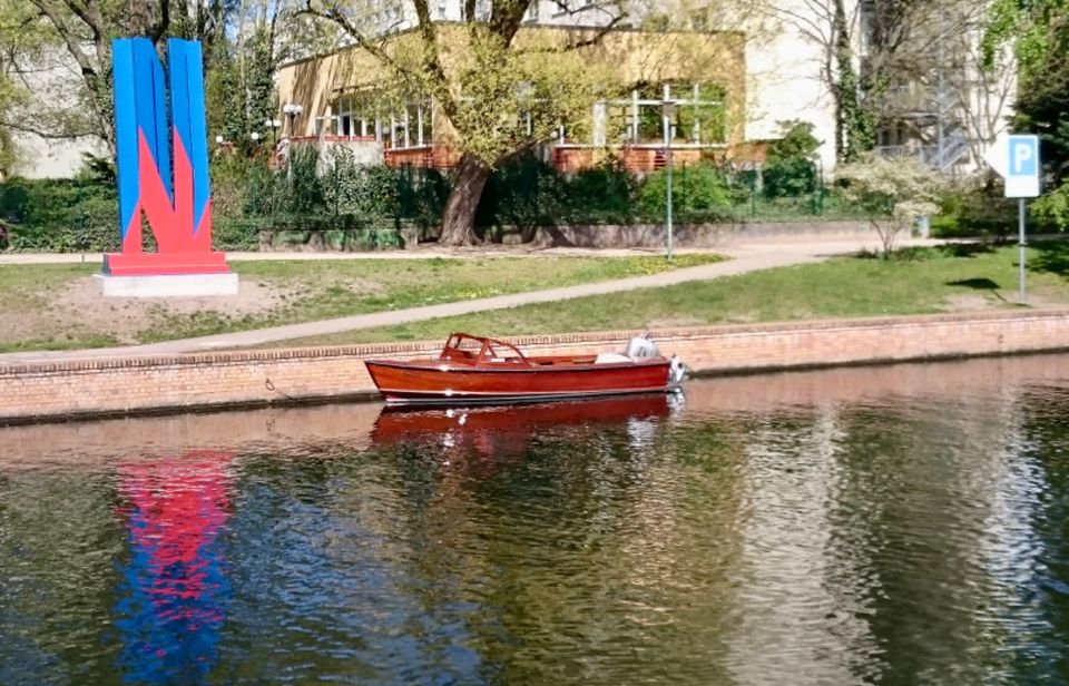 KLASSIKER  Albury Runabout 19,9 Fuß, Lizenzbau 2002, Meisterstück in Berlin