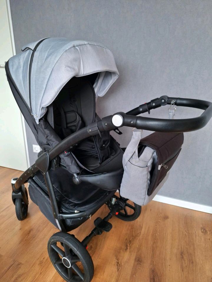 Kinderwagen 2in1 Ich verkaufe einen 2-in-1 Kinderwagen von Riko. in Troisdorf