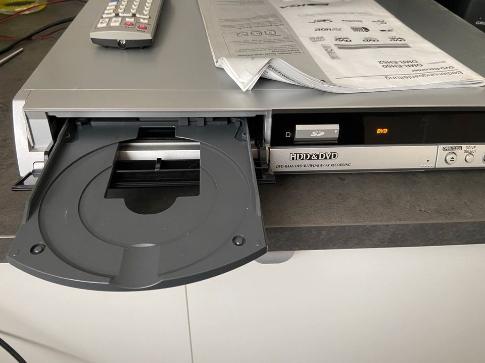 Panasonic dvd recorder DMR-EH52 incl. Recording in Künzell