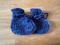 NEU Babyschuhe gestrickt Neugeborene Schühchen Bayern - Fürth Vorschau