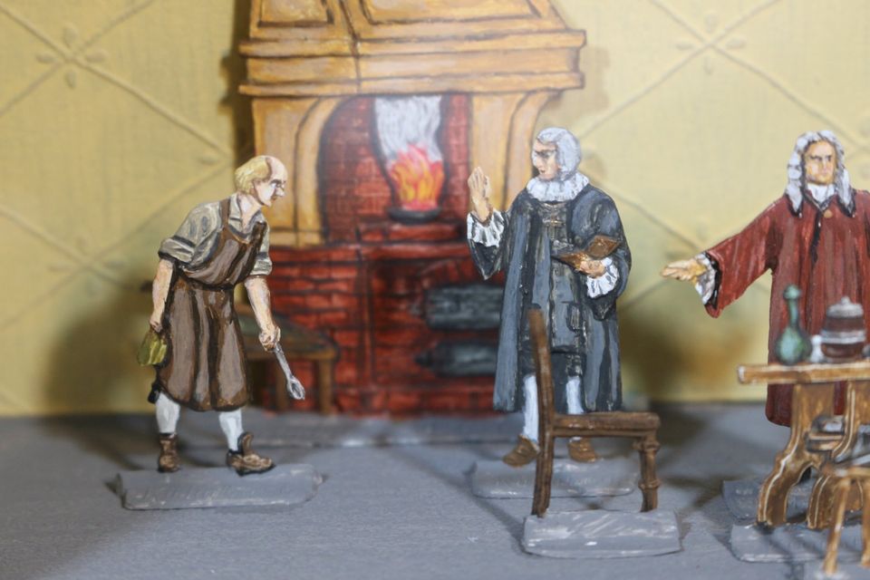 Schaukasten Diorama Zinnfiguren "Alchemisten bei Hofe" in Düsseldorf