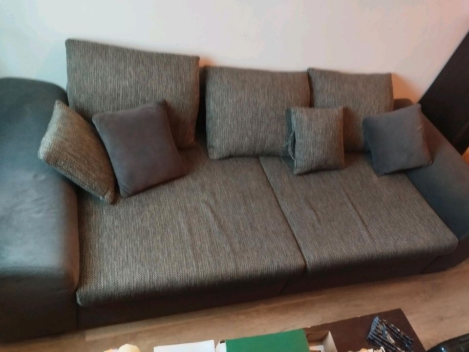 Gebrauchtes Sofa ca. 2.70m x 1.10 m in Leipheim