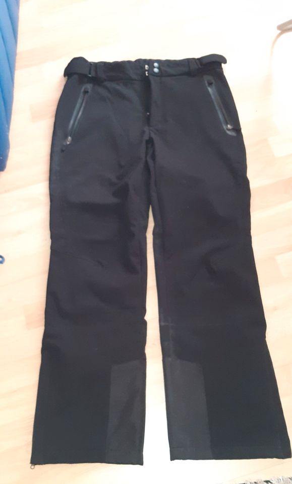 Skihose zu verkaufen in Berlin