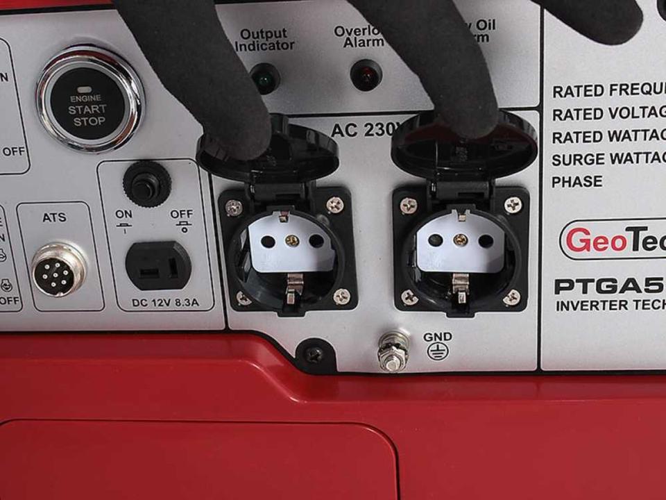 GeoTech Benzin Leiser Inverter-Stromerzeuger 4kW + ATS PTGA 5000i in Michelfeld